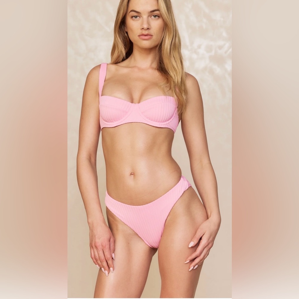 Monday swimwear cherry blossom pink ribbed bikini set size large
